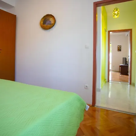 Nola Apartment Podgora