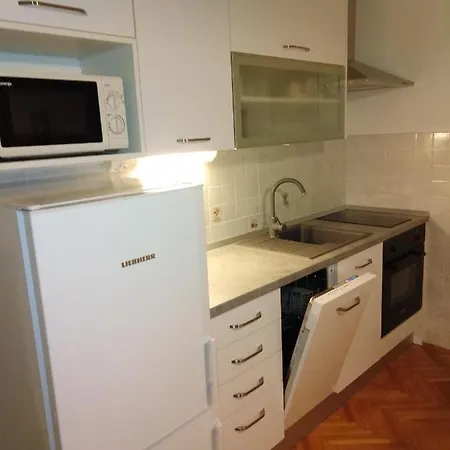 Nola Apartment Podgora
