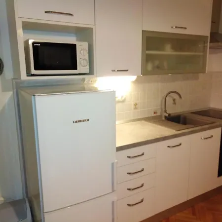 Nola Apartment