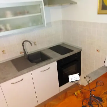 Nola Apartment Podgora