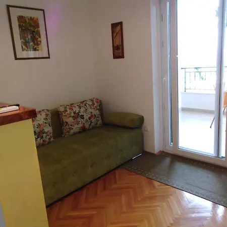 Nola Apartment Podgora